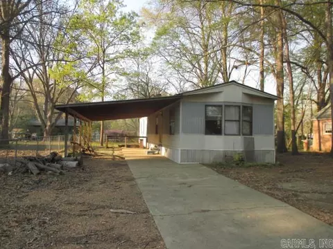 296 Walnut, Camden, AR 71701 photo 1