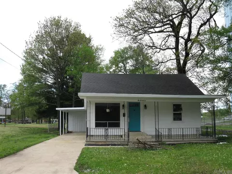 1007 E 7th, Stuttgart, AR 72160 photo 1