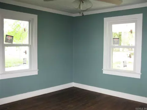 1007 E 7th, Stuttgart, AR 72160 photo 5