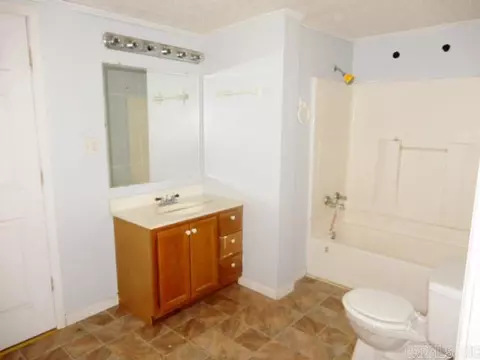 2006 Bradley St, Kennett, MO 63857 photo 5