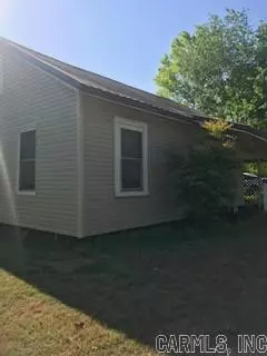 809 N Elm, Paris, AR 72855 photo 7