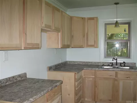 306 E 19th St, Stuttgart, AR 72160 photo 3