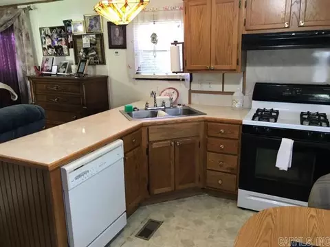 305 N Walnut, Emmet, AR 71835 photo 3
