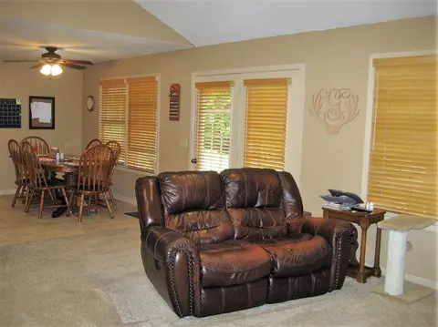 1206 Timberlake Dr, Dexter, MO 63841 photo 11