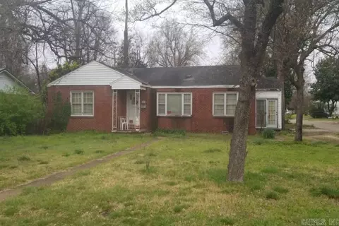 300 Clipper St, Kennett, MO 63857 photo 1