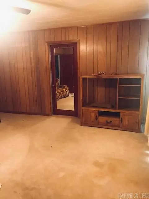202 Slayden St, Tuckerman, AR 72473 photo 5