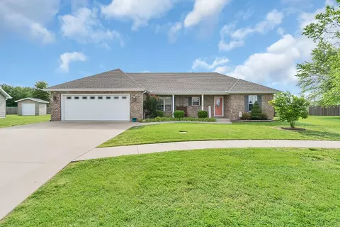 1114 Daffodil Dr, Sikeston, MO 63801 photo 2