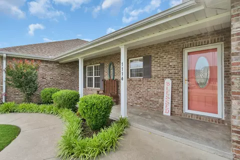 1114 Daffodil Dr, Sikeston, MO 63801 photo 4