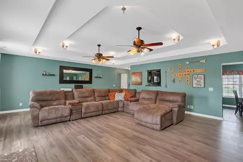1114 Daffodil Dr, Sikeston, MO 63801 photo 6