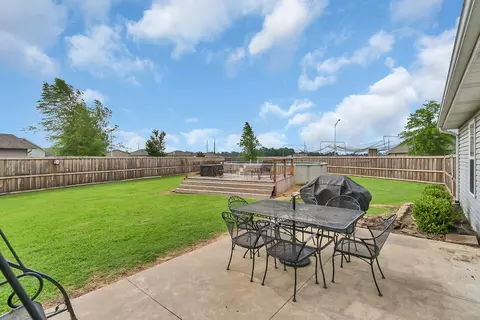1114 Daffodil Dr, Sikeston, MO 63801 photo 9