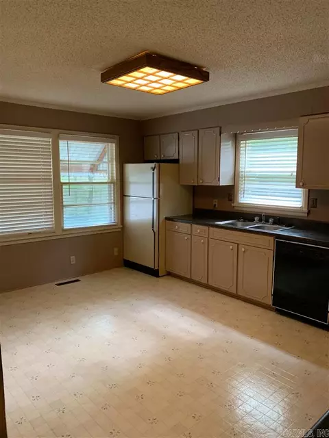 1304 Maple Ave, Smackover, AR 71762 photo 7