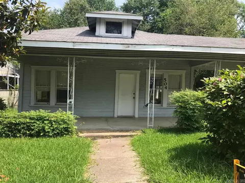 504 E 4th, El Dorado, AR 71730 photo 1