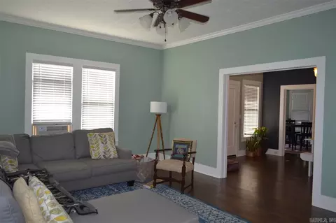 502 E Main, Cuero, TX 77954 photo 2