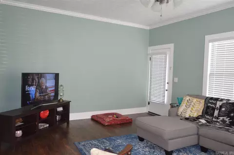 502 E Main, Cuero, TX 77954 photo 4