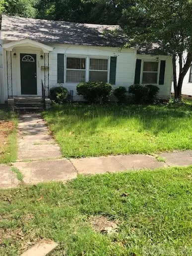 208 E 15th, Hope, AR 71801 photo 1