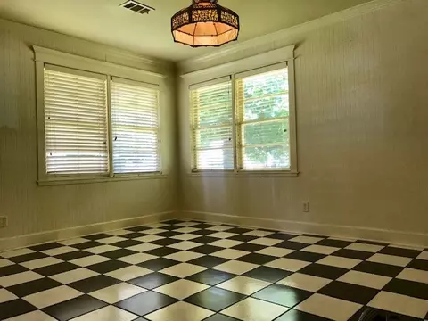 523 SW 3rd, Walnut Ridge, AR 72476 photo 4