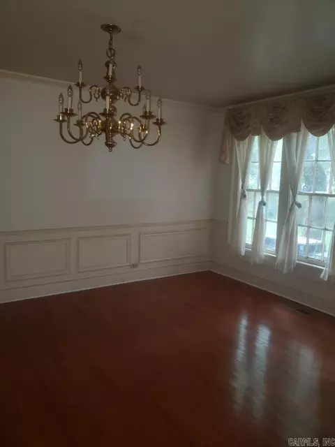 214 S 4th St, Stephens, AR 71764 photo 3