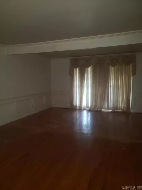 214 S 4th St, Stephens, AR 71764 photo 2