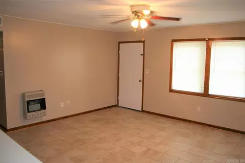 1607 Jay St, Walnut Ridge, AR 72476 photo 4