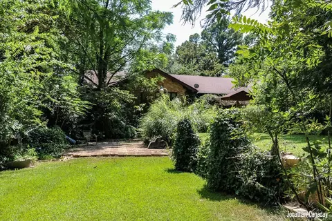 1202 E 3rd St, Hope, AR 71801 photo 1