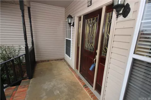 28 Oak Crest Dr, Cabot, AR 72023 photo 1