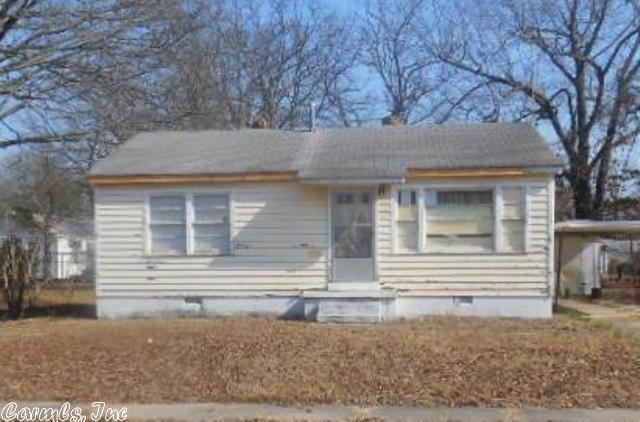 15 School St, White Hall, AR 71602 photo 1