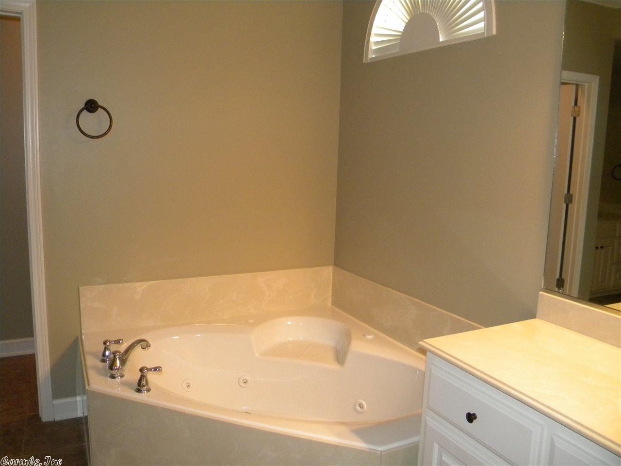 4427 Boardwalk, Benton, AR 72019 photo 17