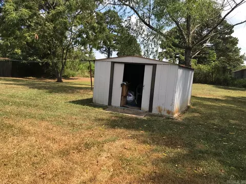 111 Kennedy, Stephens, AR 71764 photo 3