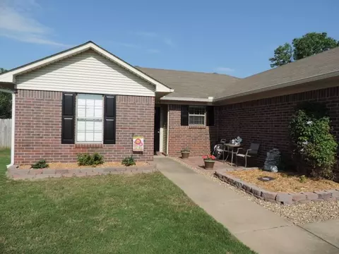 1375 Arapaho Trl, Conway, AR 72034 photo 1