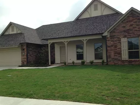1330 Bobali, Conway, AR 72034 photo 1