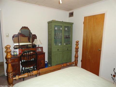 200 Railroad, Cooter, MO 63839 photo 22
