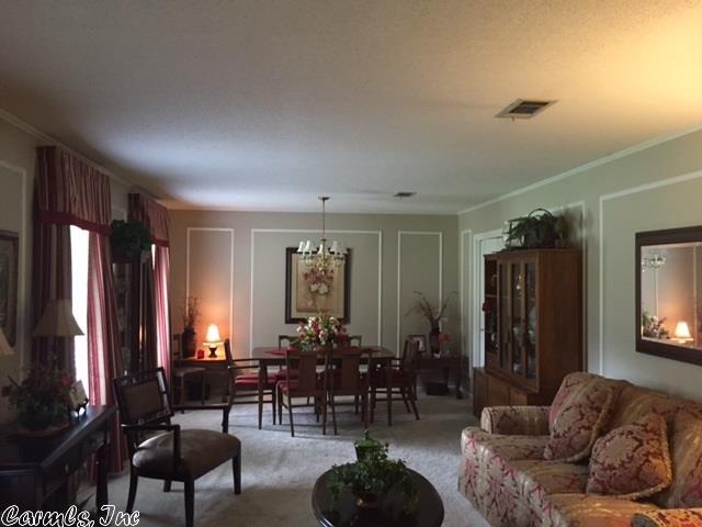 2400 Forest Knl, Pine Bluff, AR 71603 photo 3