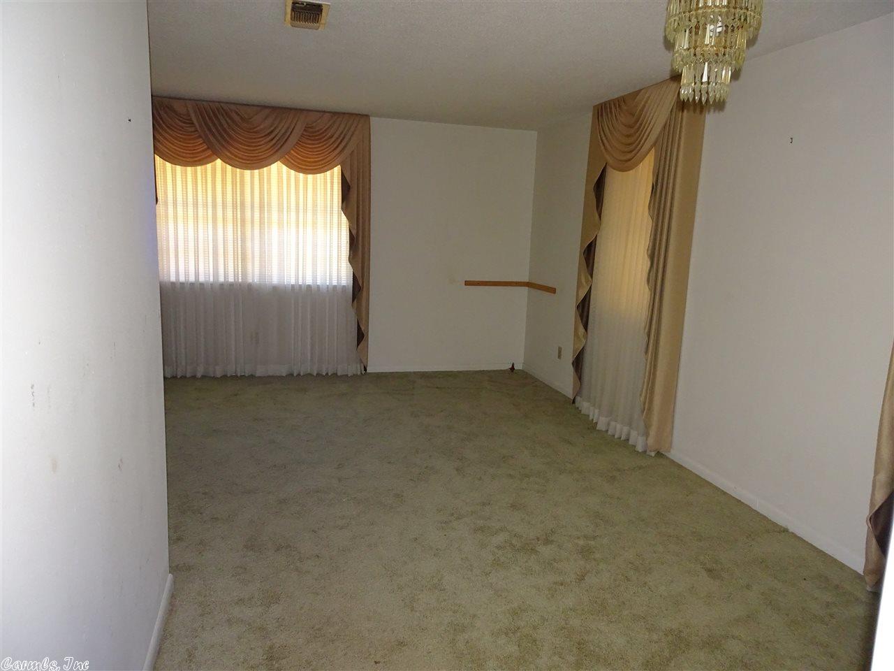 4106 W 31st Ave, Pine Bluff, AR 71601 photo 6