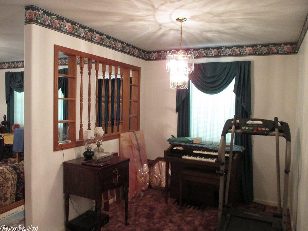 2107 Edwards, Mena, AR 71953 photo 9