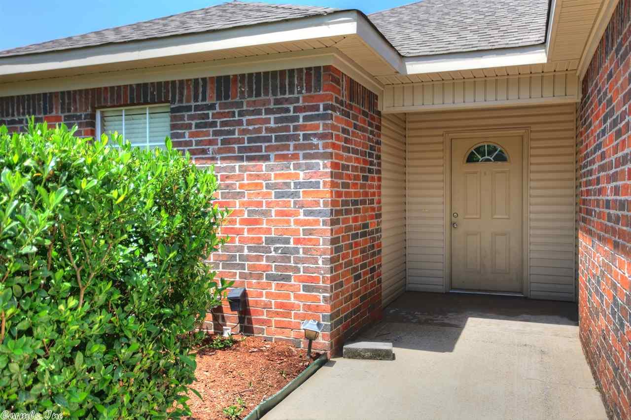 305 Cheshire, Benton, AR 72015 photo 3