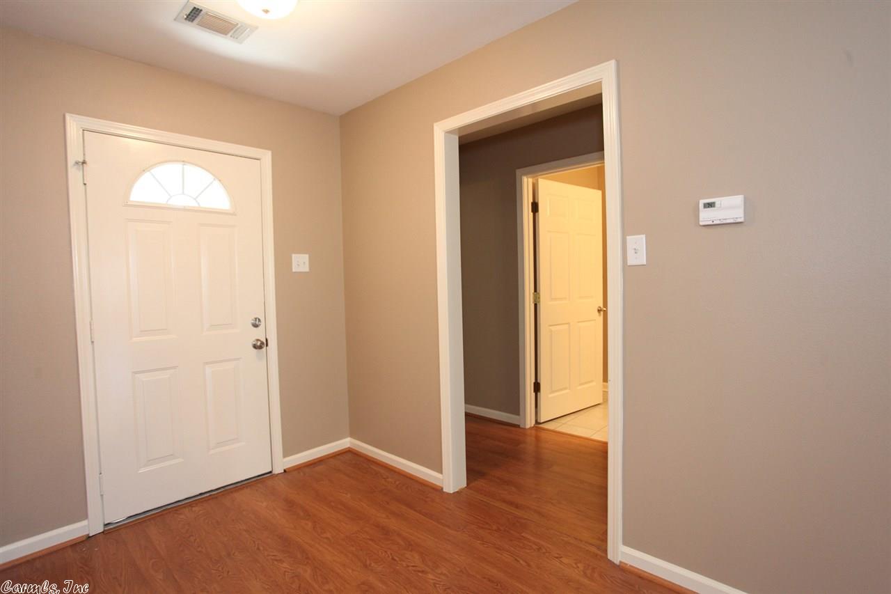 305 Cheshire, Benton, AR 72015 photo 4
