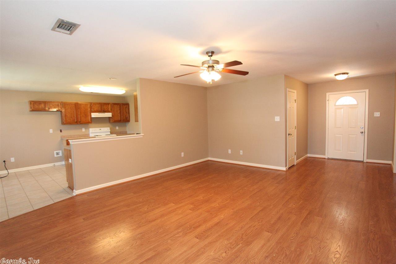 305 Cheshire, Benton, AR 72015 photo 8