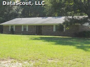 7028 Fallis Rd, Pine Bluff, AR 71603 photo 1