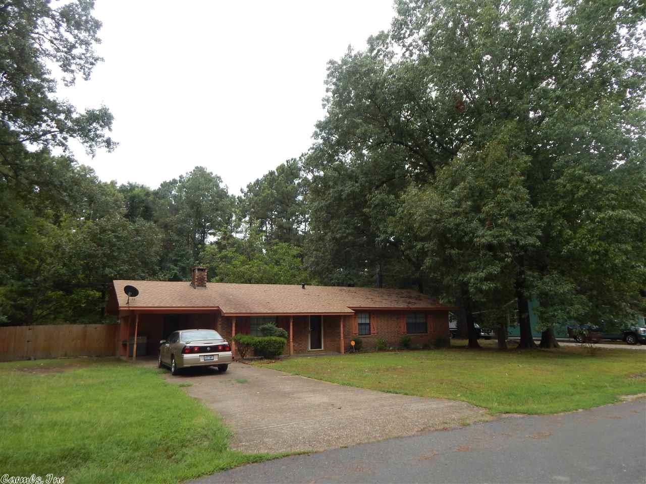 906 Clark St, Gurdon, AR 71743 photo 1