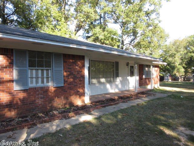 111 David Ln, Monticello, AR 71655 photo 1