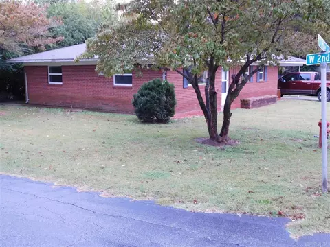 203 S Pine St, Rector, AR 72461 photo 2