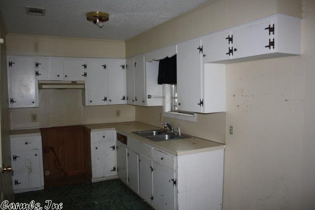 721 E Center St, Beebe, AR 72012 photo 5