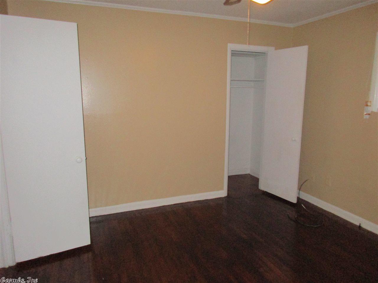 517 Park Pl, Pine Bluff, AR 71601 photo 9