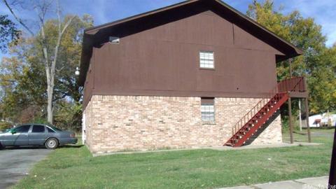 1420 S Linden St, Pine Bluff, AR 71601 photo 2
