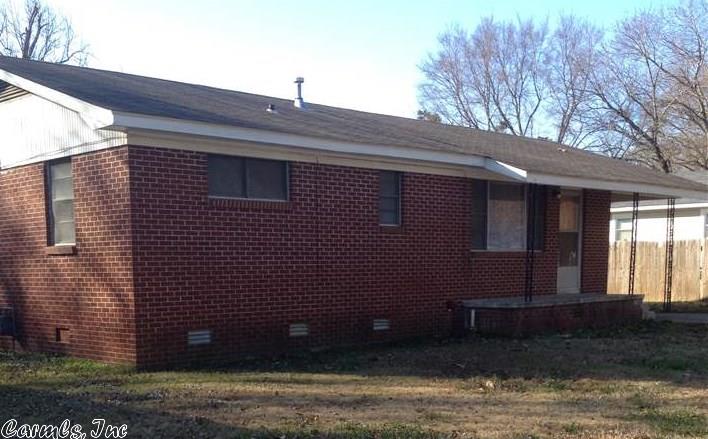 321 Willow, Conway, AR 72032 photo 1