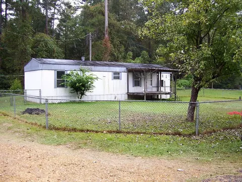 327 E 14th St, Ashdown, AR 71822 photo 1