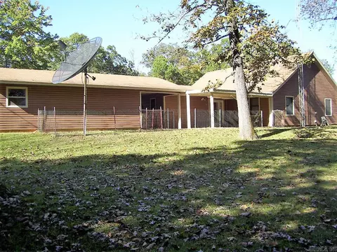 143 Yarborough Ave, Ashdown, AR 71822 photo 4