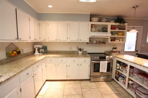 307 Padgett, Norphlet, AR 71759 photo 8