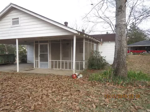 101 Allis St, Warren, AR 71671 photo 3
