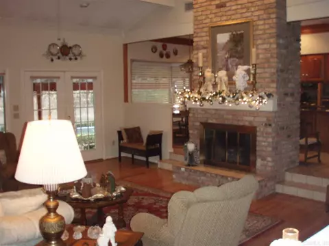 731 Peacock, Ashdown, AR 71822 photo 7